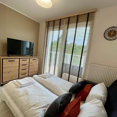 Zlote Piaski -jacuzzi, Sauny, Silownia, Sala Zabaw, Do Plazy 400m Apartment
